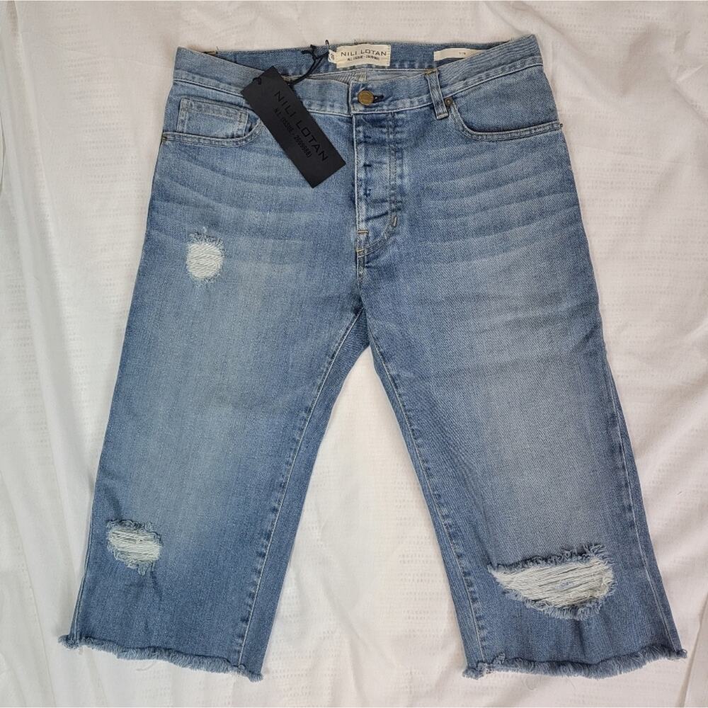 NWT Nili Lotan Tilda Distressed Long Bermuda Short in Beach, Sz 26